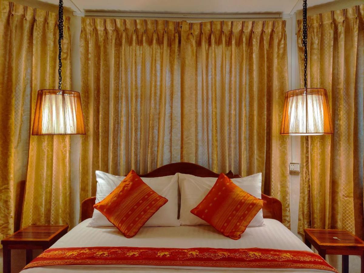Le Tonle Hotell Kratie Exteriör bild