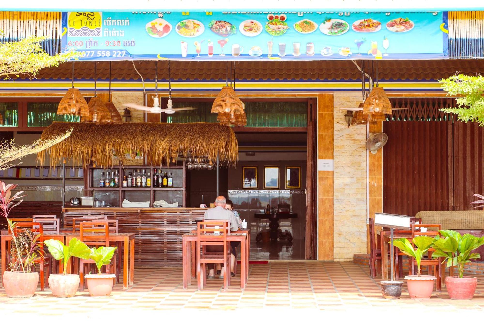 Le Tonle Hotell Kratie Exteriör bild