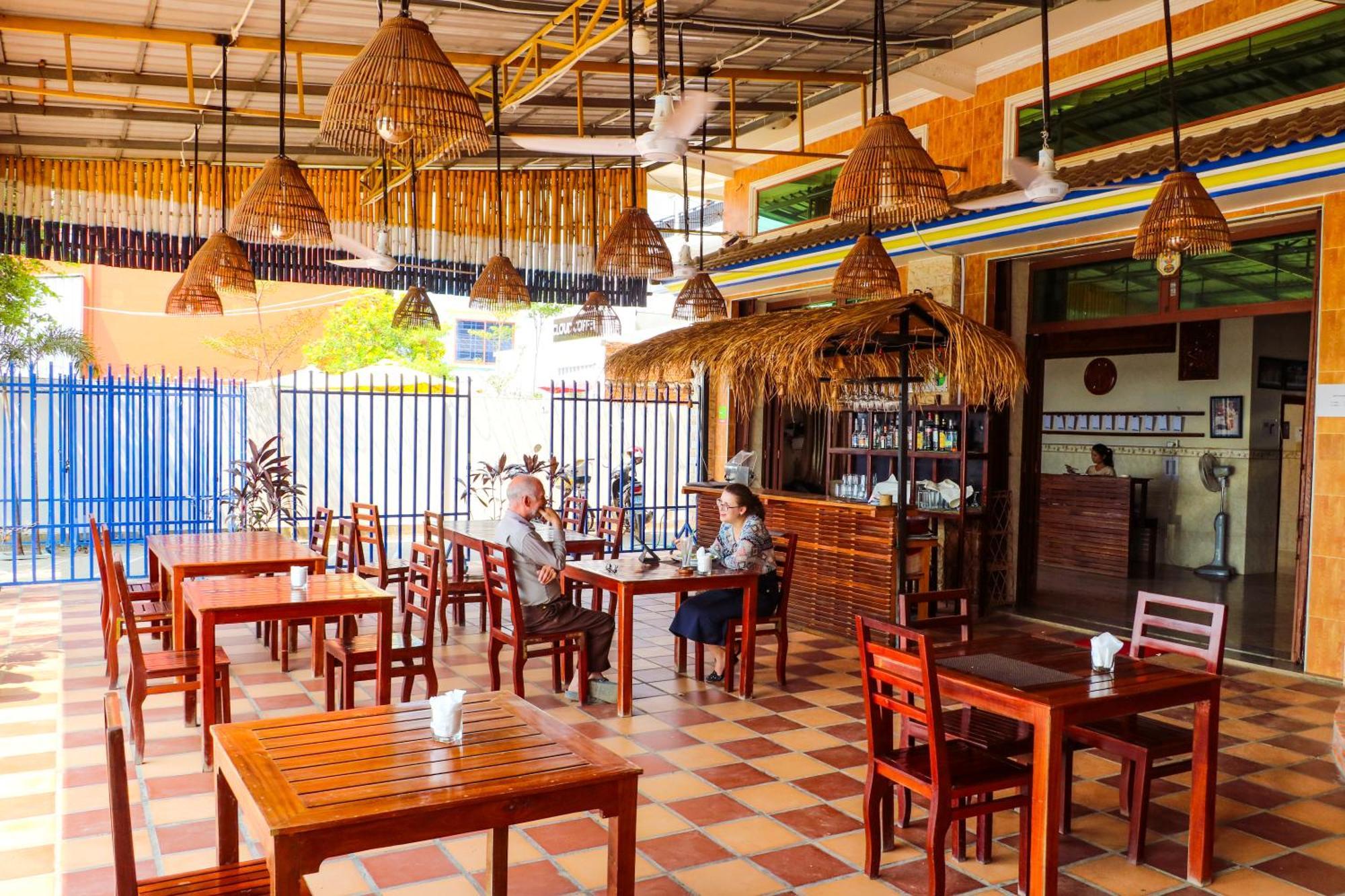 Le Tonle Hotell Kratie Exteriör bild